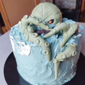 layer-cake-personnalisé-cthulhu-a-tantot-patisseries